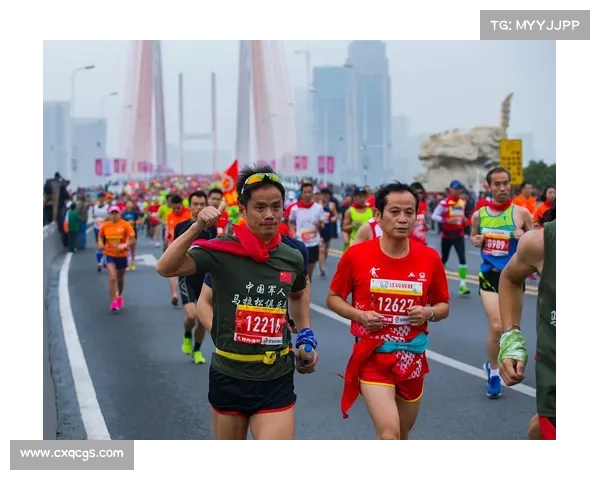 踏上马拉松征程体验42.195公里耐力挑战在城市脉络中释放奔跑激情